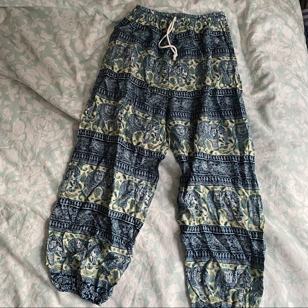 Thai elegant pants